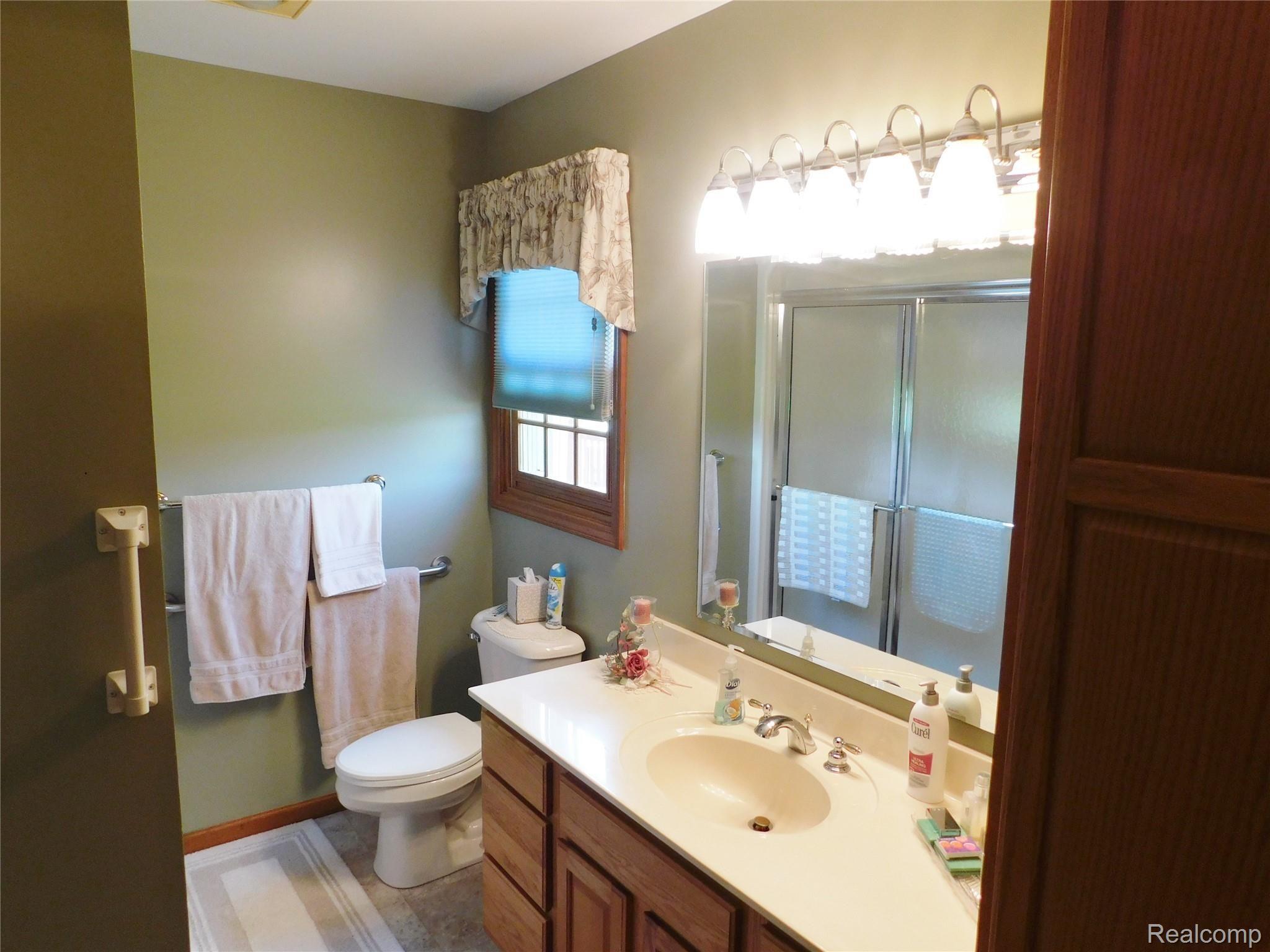 1398 East Beard Road Perry, MI 48872 - Photo 9 of 16 DSCN0642.JPG