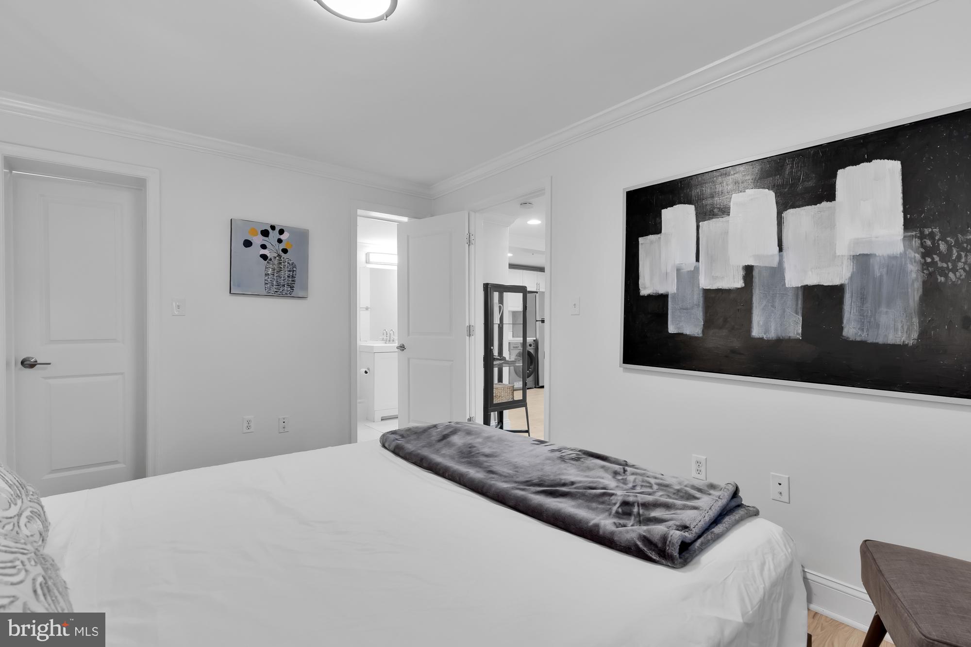 723 Longfellow Street Northwest, Unit 2 Washington, DC 20011 - Photo 12 of 17