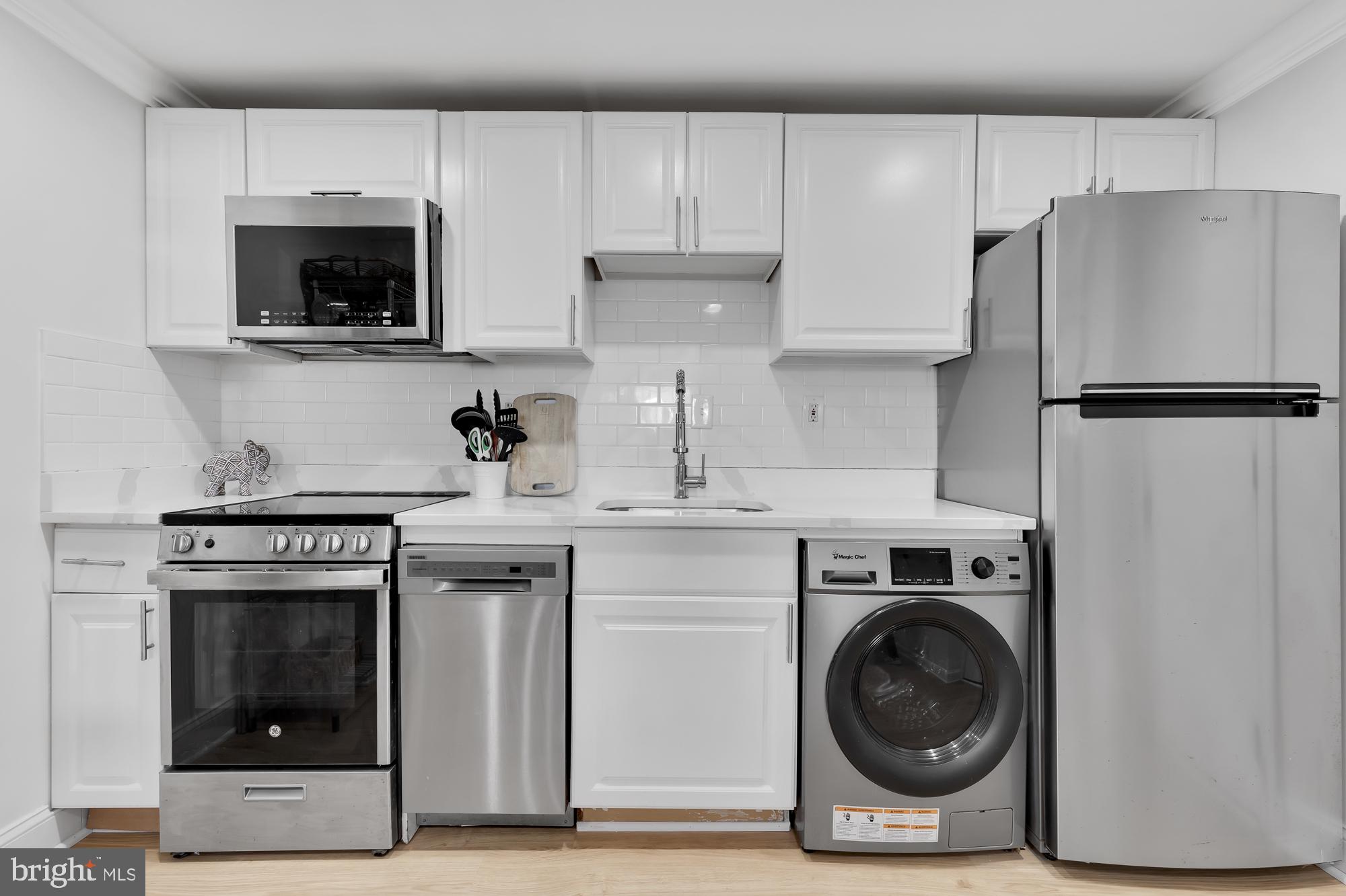 723 Longfellow Street Northwest, Unit 2 Washington, DC 20011 - Photo 6 of 17