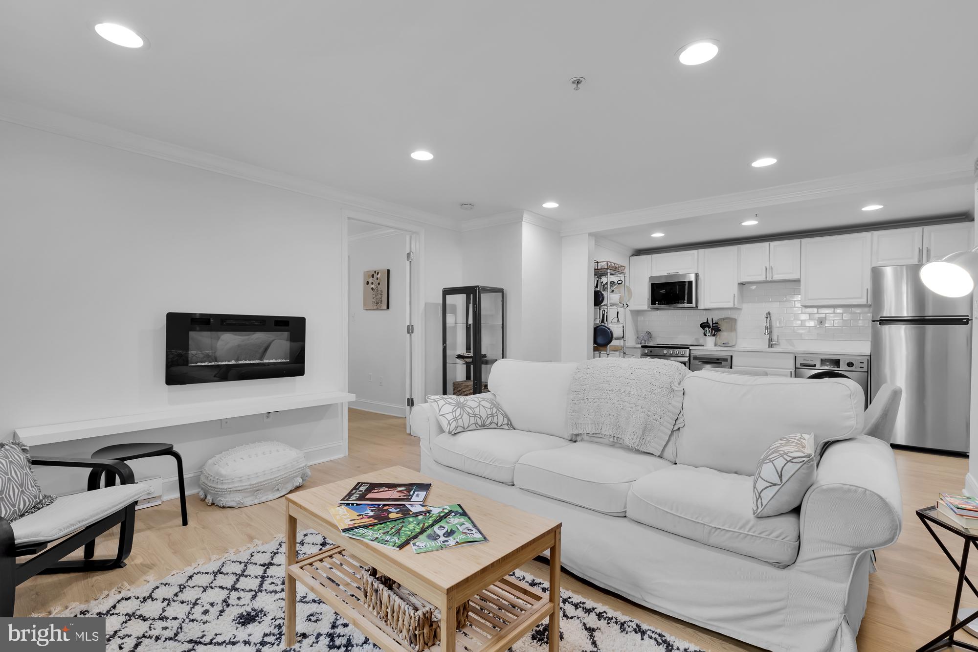 723 Longfellow Street Northwest, Unit 2 Washington, DC 20011 - Photo 8 of 17