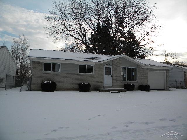 3717 Huntley Road Saginaw, MI 48601 - Photo 1 of 12 31223864.JPG