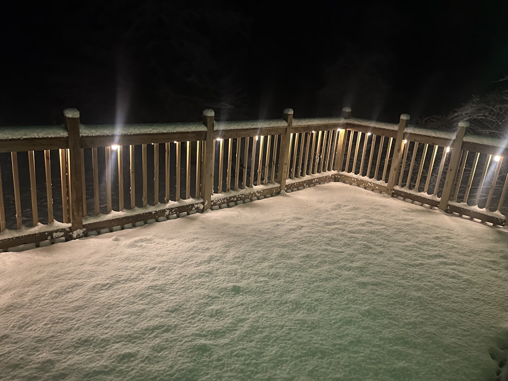 643 West Street Gardner, MA 01440 - Photo 7 of 10 a view of wooden fence