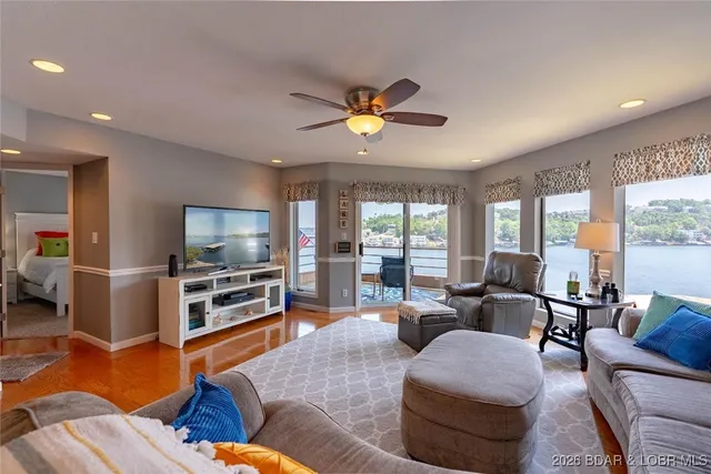 $248,900 | 52 Cedar Road, Unit 2A, Lake Ozark, MO 65049