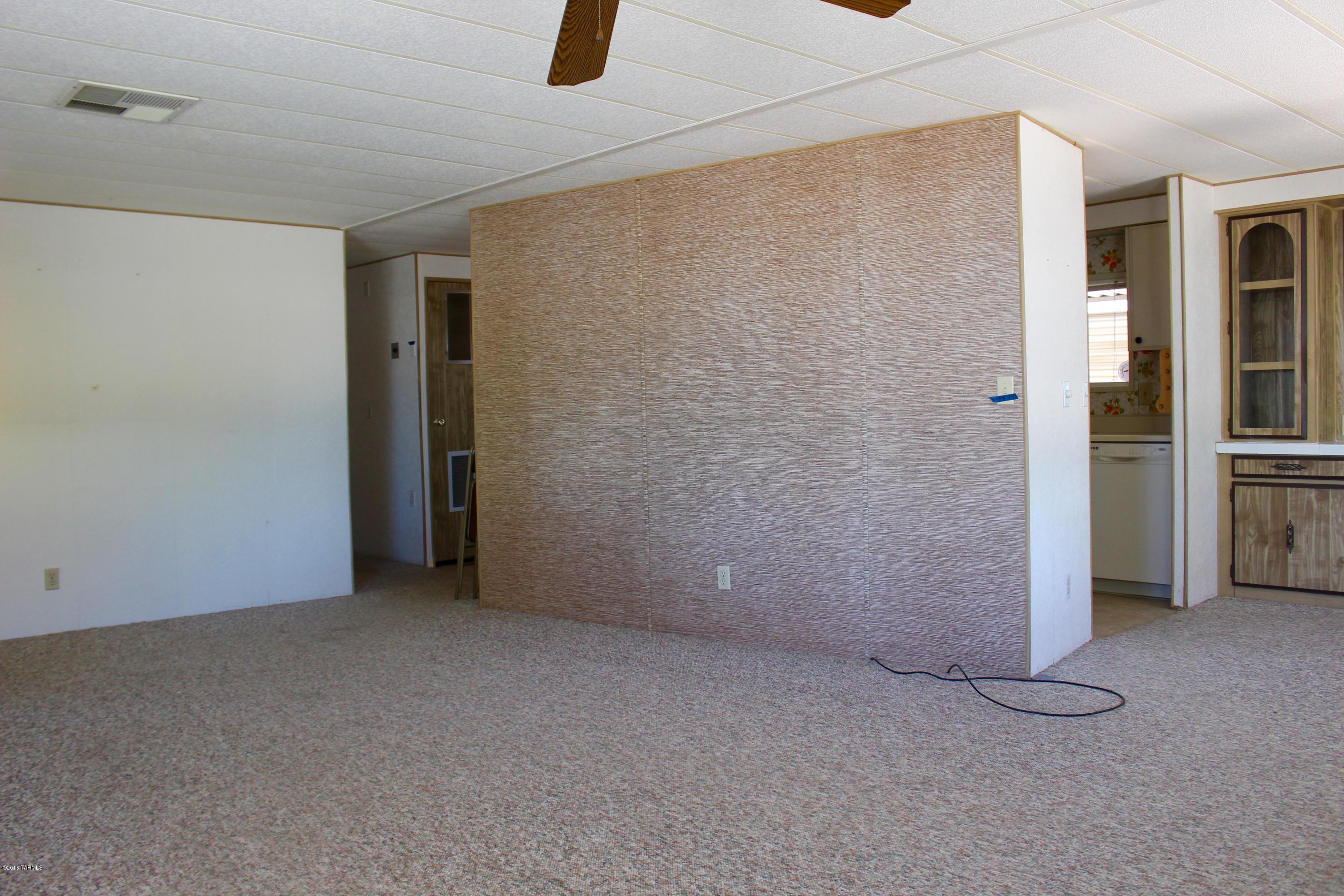 249 West Rama Drive Green Valley, AZ 85614 - Photo 10 of 50