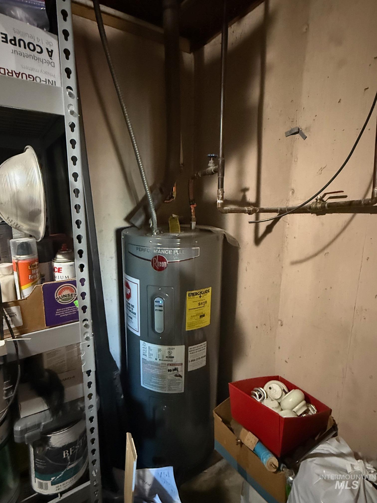 403 138th Street Orofino, ID 83544 - Photo 19 of 32 Utilities with water heater