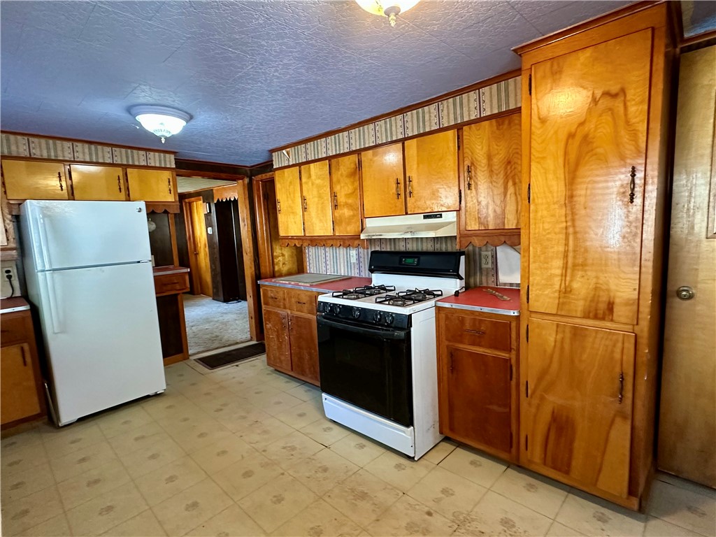 246 Marvin Street Smethport, PA 16749 - Photo 12 of 49