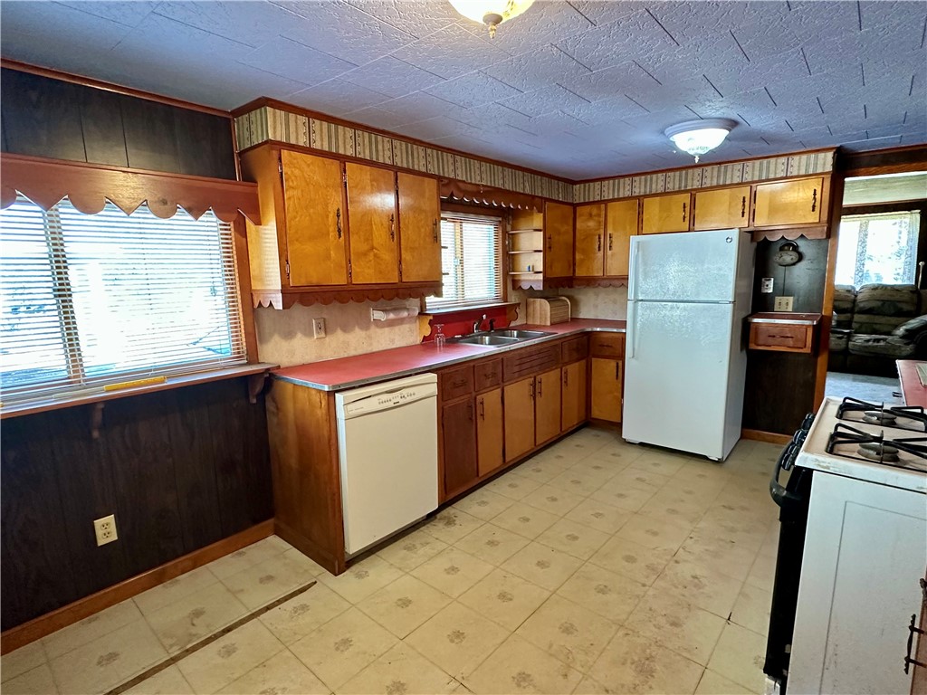 246 Marvin Street Smethport, PA 16749 - Photo 15 of 50