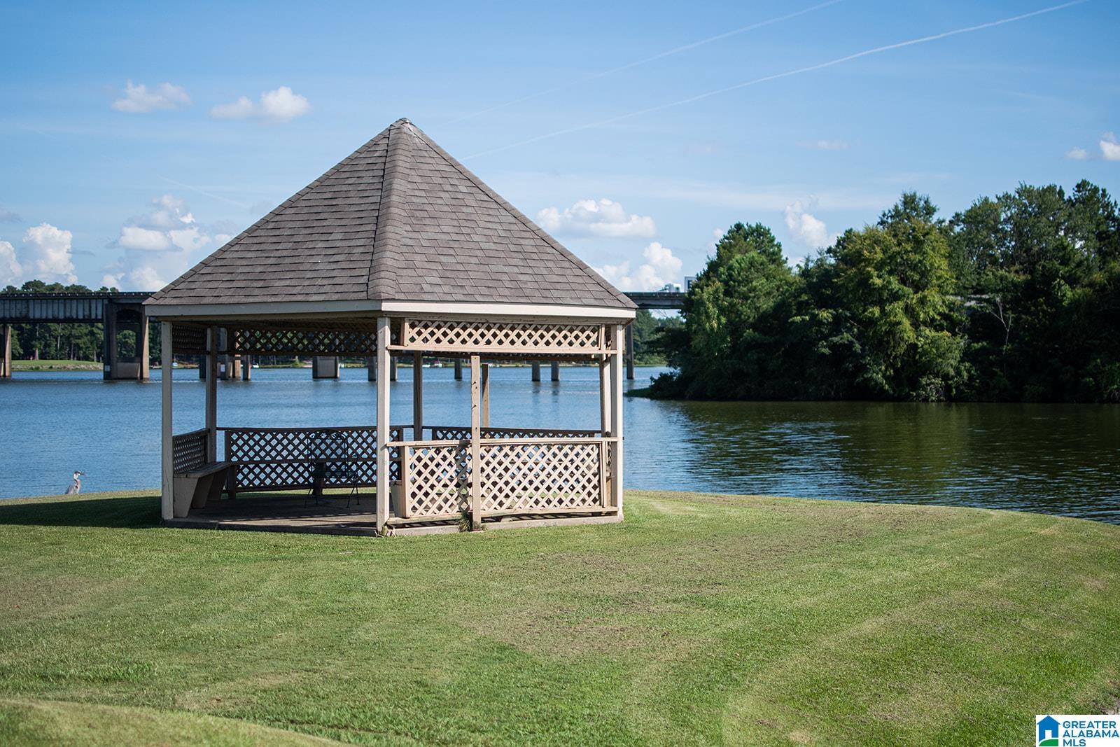 105 Emerald Point Riverside, AL 35135 - Photo 37 of 42
