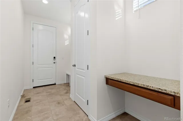 a view of utility room