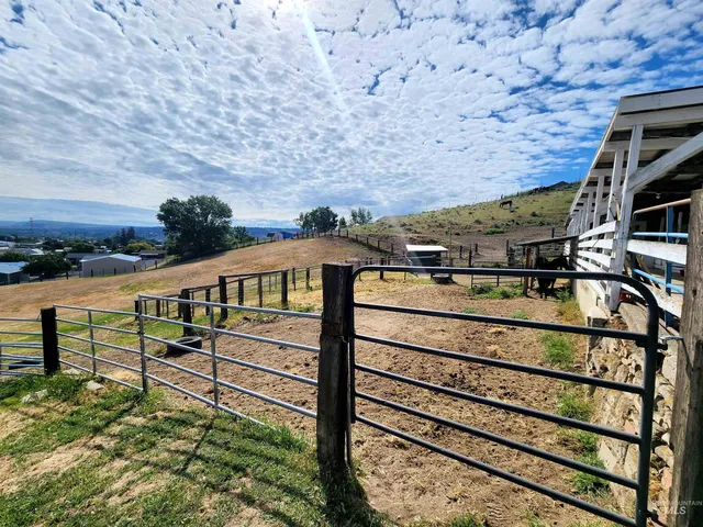 $1,250,000 | 1441 Pound Lane, Clarkston, WA 99403