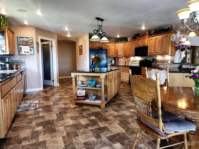 $1,250,000 | 1441 Pound Lane, Clarkston, WA 99403