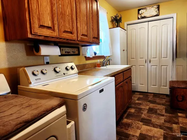 $1,250,000 | 1441 Pound Lane, Clarkston, WA 99403