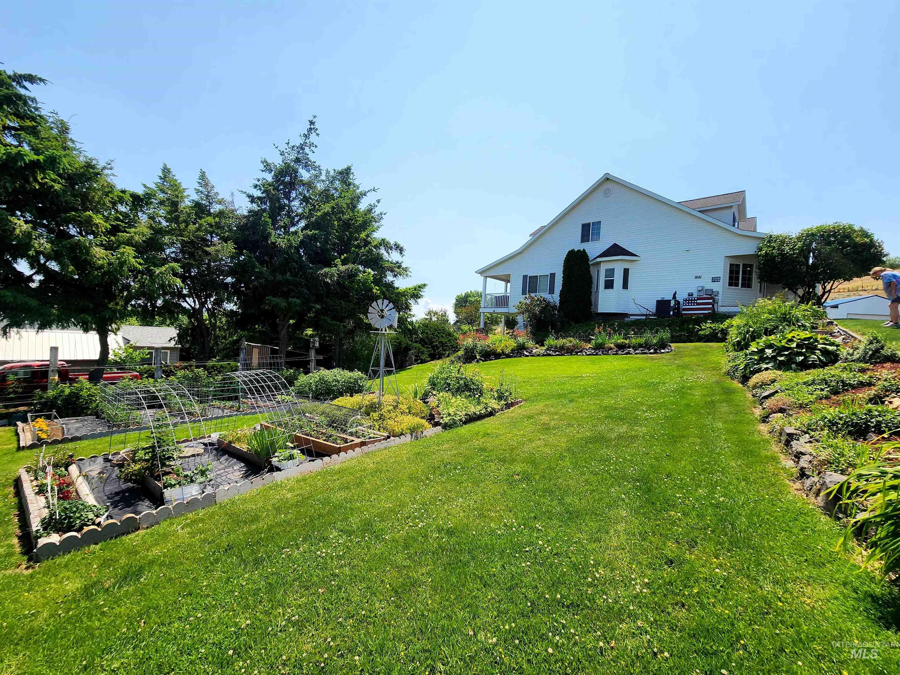 1441 Pound Lane Clarkston, WA 99403 - Photo 5 of 49