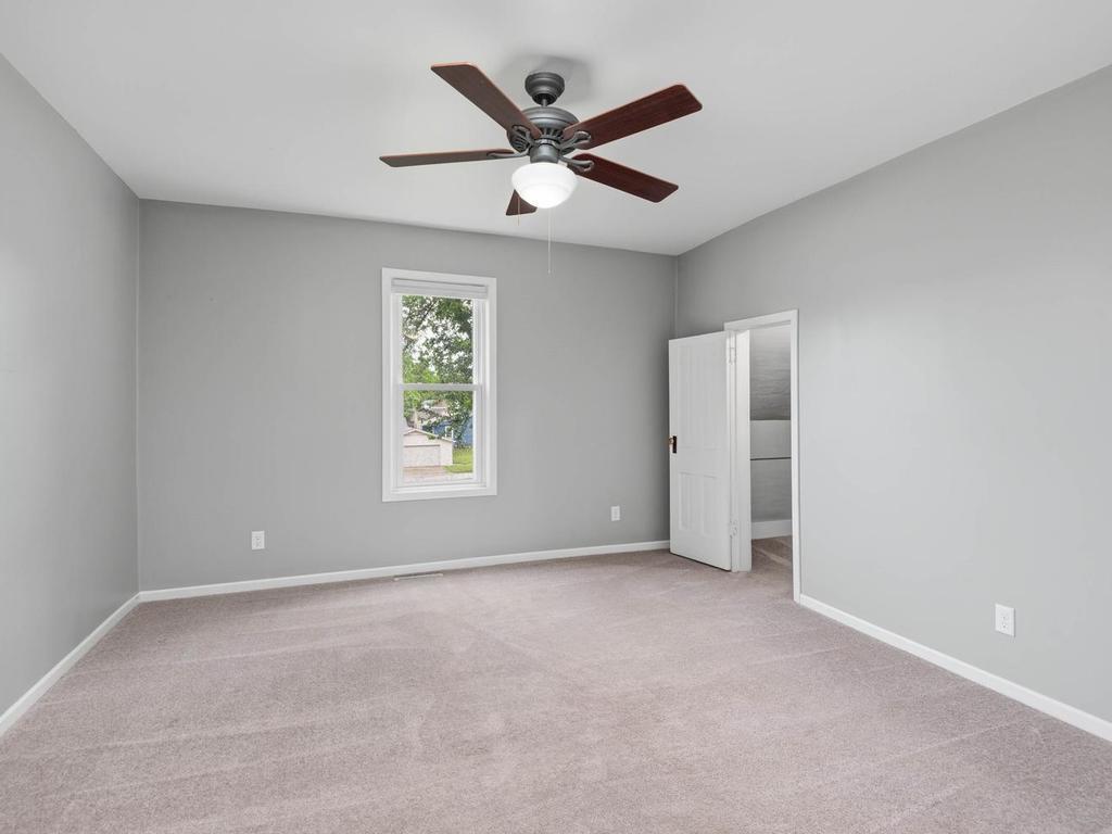 506 3rd Street Southwest Montgomery, MN 56069 - Photo 17 of 22