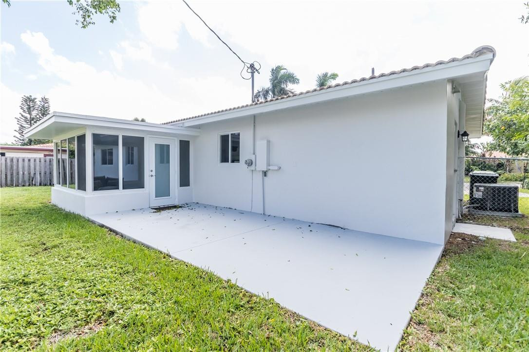 425 Northeast 36th Street Boca Raton, FL 33431 - Photo 36 of 42 Photo 36