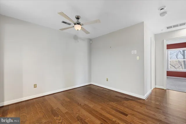 $249,900 | 3301 Sir Thomas Drive, Unit 6B34, Silver Spring, MD 20904