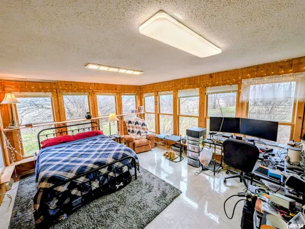 $169,900 | 15315 North 2200th Road, Good Hope, IL 61438