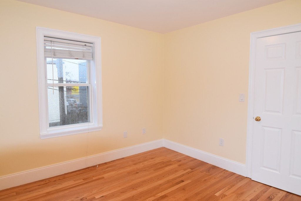 120 D Street, Unit 2 Boston, MA 02127 - Photo 7 of 10