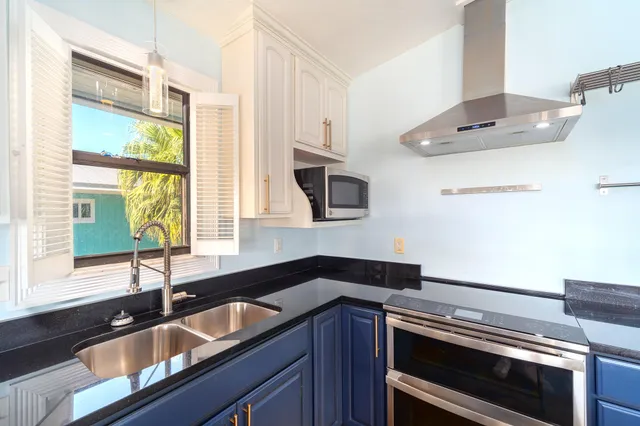 $1,190,000 | 22748 Blackbeard Lane, Cudjoe, FL 33042