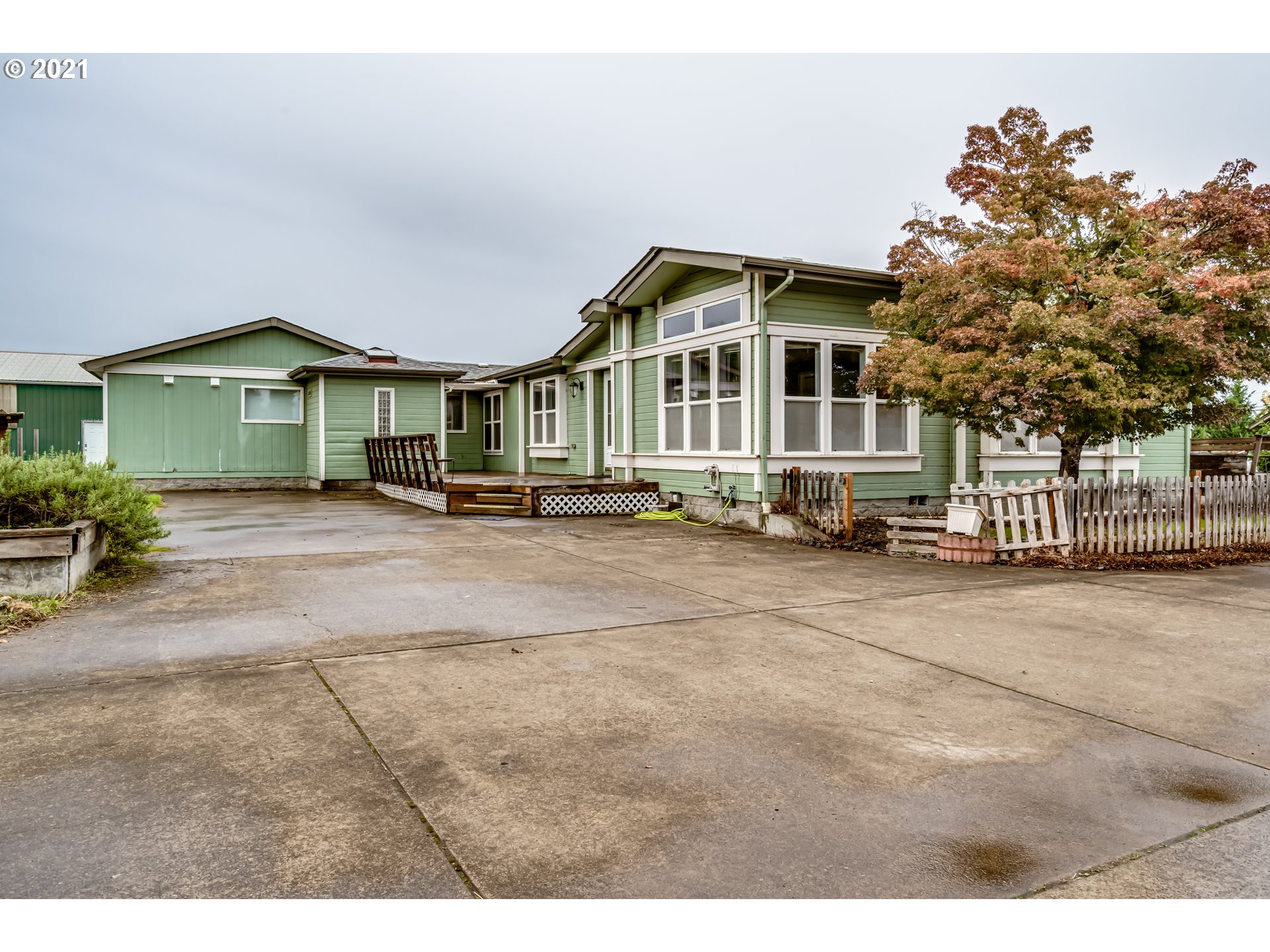 37072 Immigrant Road Pleasant Hill, OR 97455 - Photo 1 of 28 Gallery Image 1