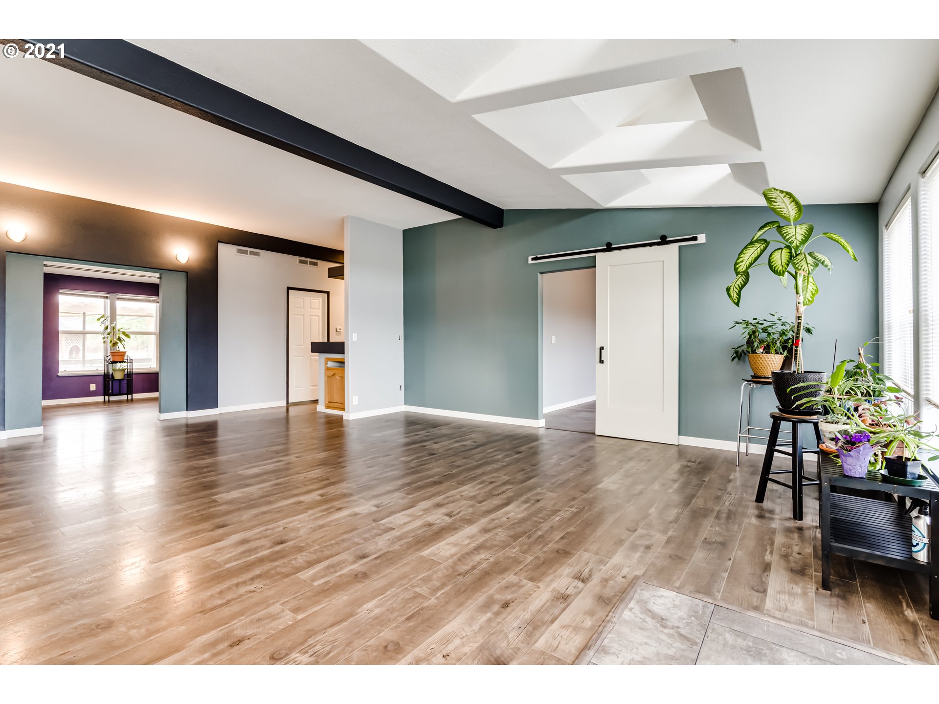 37072 Immigrant Road Pleasant Hill, OR 97455 - Photo 12 of 28 Gallery Image 12