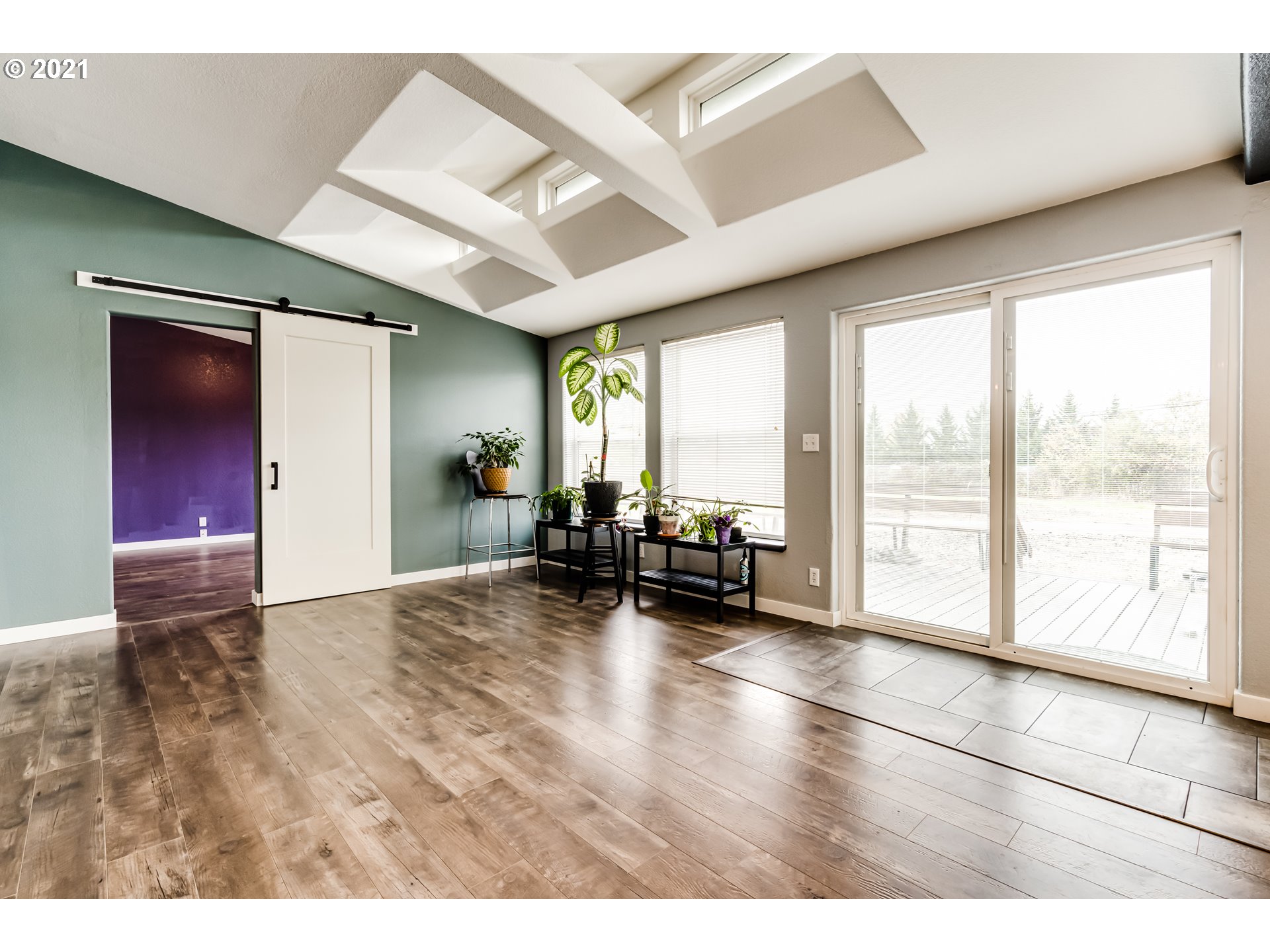 37072 Immigrant Road Pleasant Hill, OR 97455 - Photo 7 of 28 Gallery Image 7
