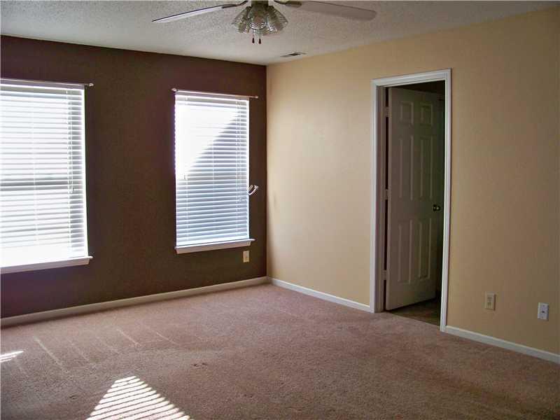 6886 Merritt Ridge Way Avon, IN 46123 - Photo 7 of 14