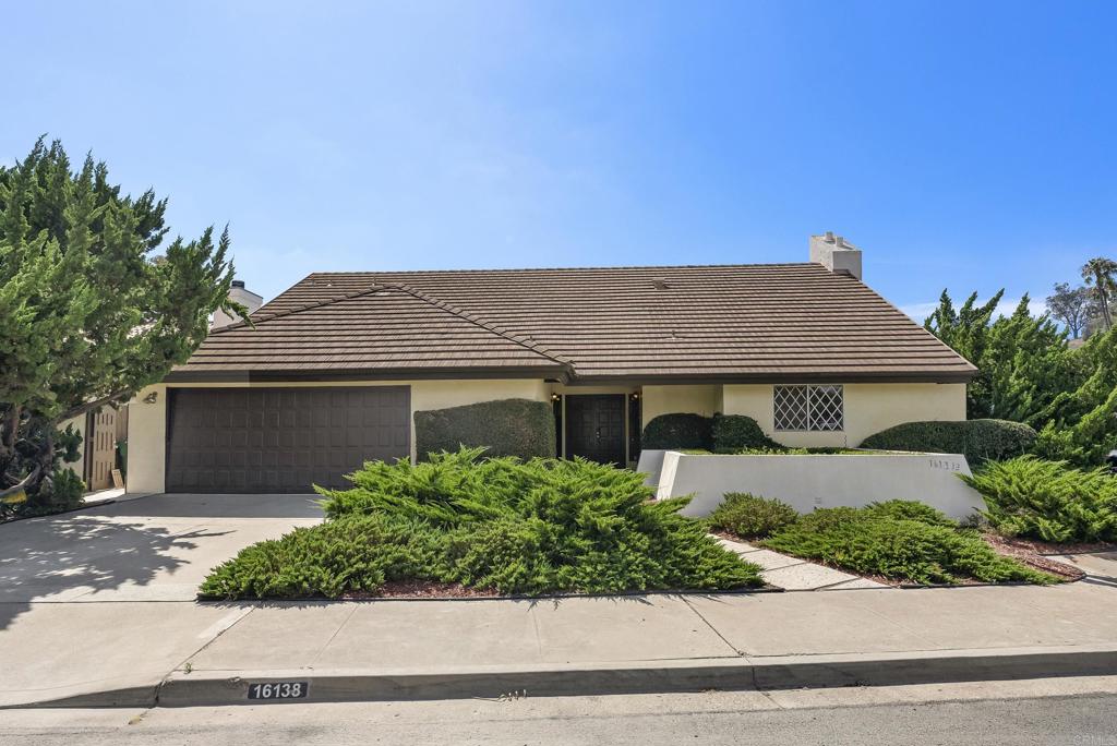 16138 Via Madera Circa West Rancho Santa Fe, CA 92091 - Photo 2 of 44