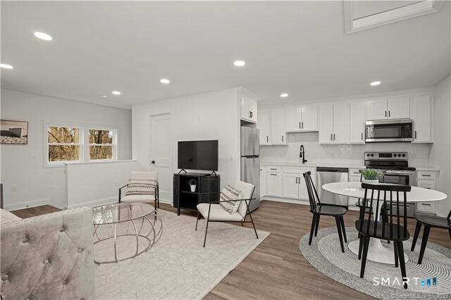 421 Shelton Road Trumbull, CT 06611 - Photo 26 of 35