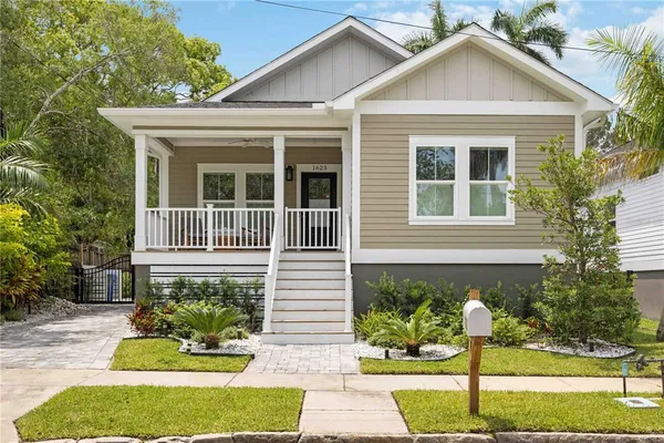 $3,500 | 1623 8th Avenue West, Bradenton, FL 34205