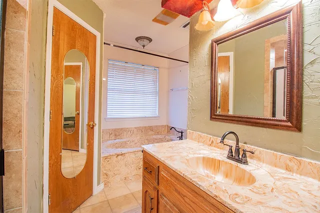 $339,900 | 7909 North River Crossing, China Spring, TX 76633