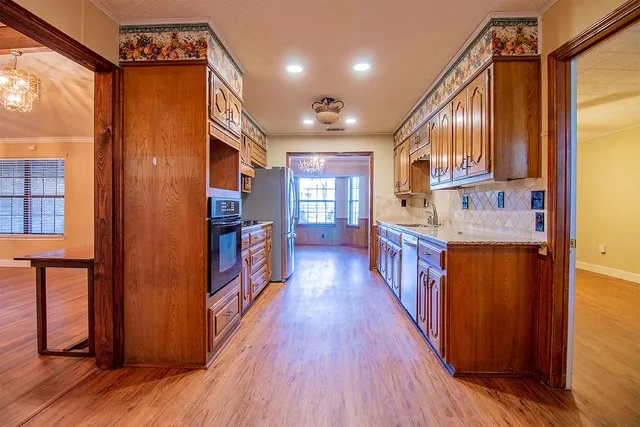 $339,900 | 7909 North River Crossing, China Spring, TX 76633