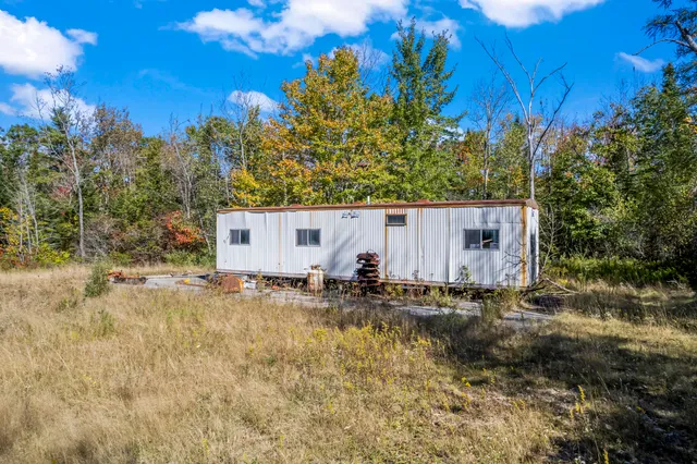 $369,000 | 83 Hemlock Hill Lane, Bowdoinham, ME 04008