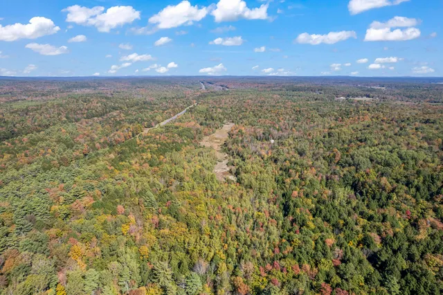 $369,000 | 83 Hemlock Hill Lane, Bowdoinham, ME 04008