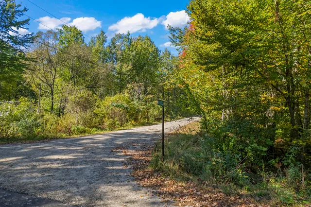 $369,000 | 83 Hemlock Hill Lane, Bowdoinham, ME 04008