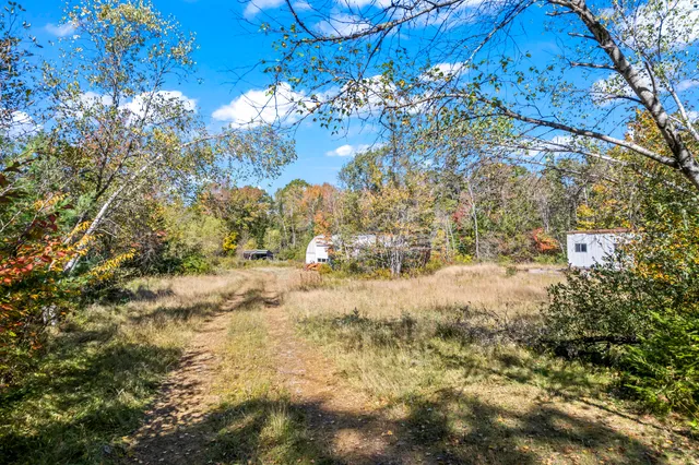 $369,000 | 83 Hemlock Hill Lane, Bowdoinham, ME 04008