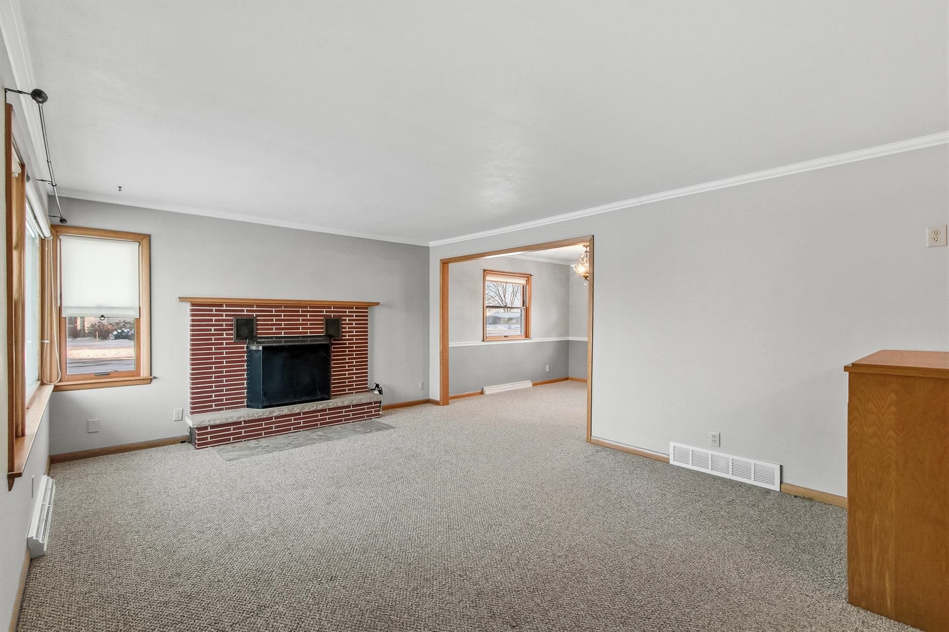 126 Ellickson Street Arlington, WI 53911 - Photo 15 of 61