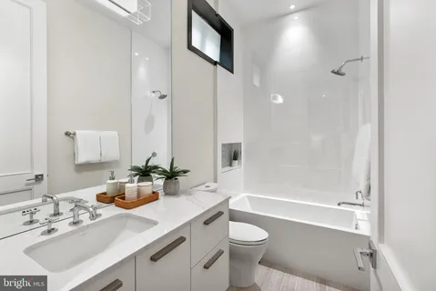 $1,295,000 | 1310 Q Street Northwest, Unit 4, Washington, DC 20009