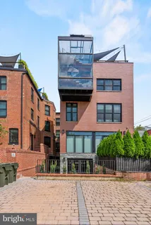 $1,295,000 | 1310 Q Street Northwest, Unit 4, Washington, DC 20009