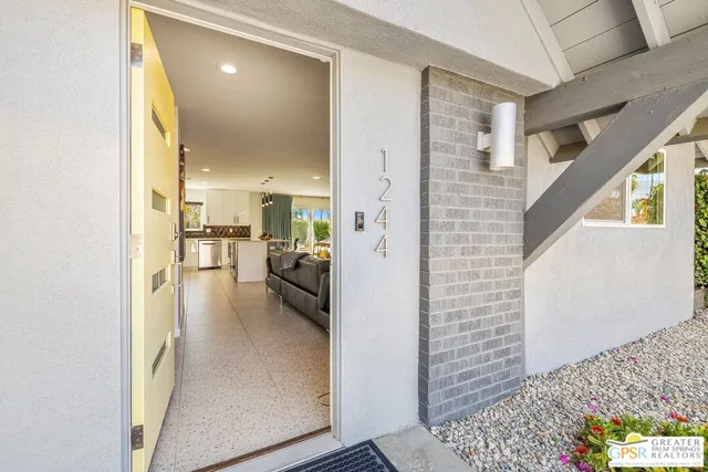 $1,398,000 | 1244 San Mateo Drive, Palm Springs, CA 92264