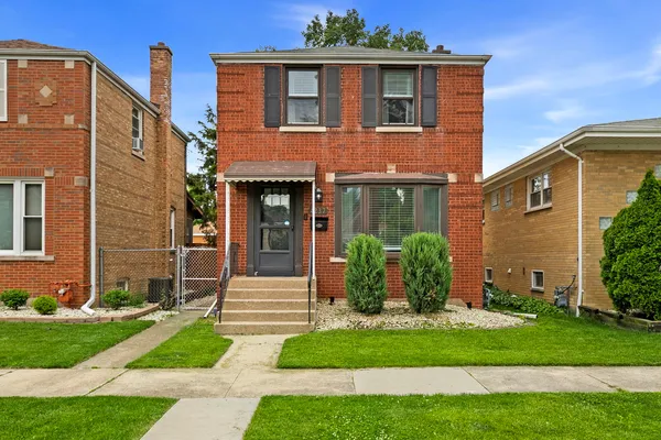 $364,900 | 4237 Park Avenue, Brookfield, IL 60513