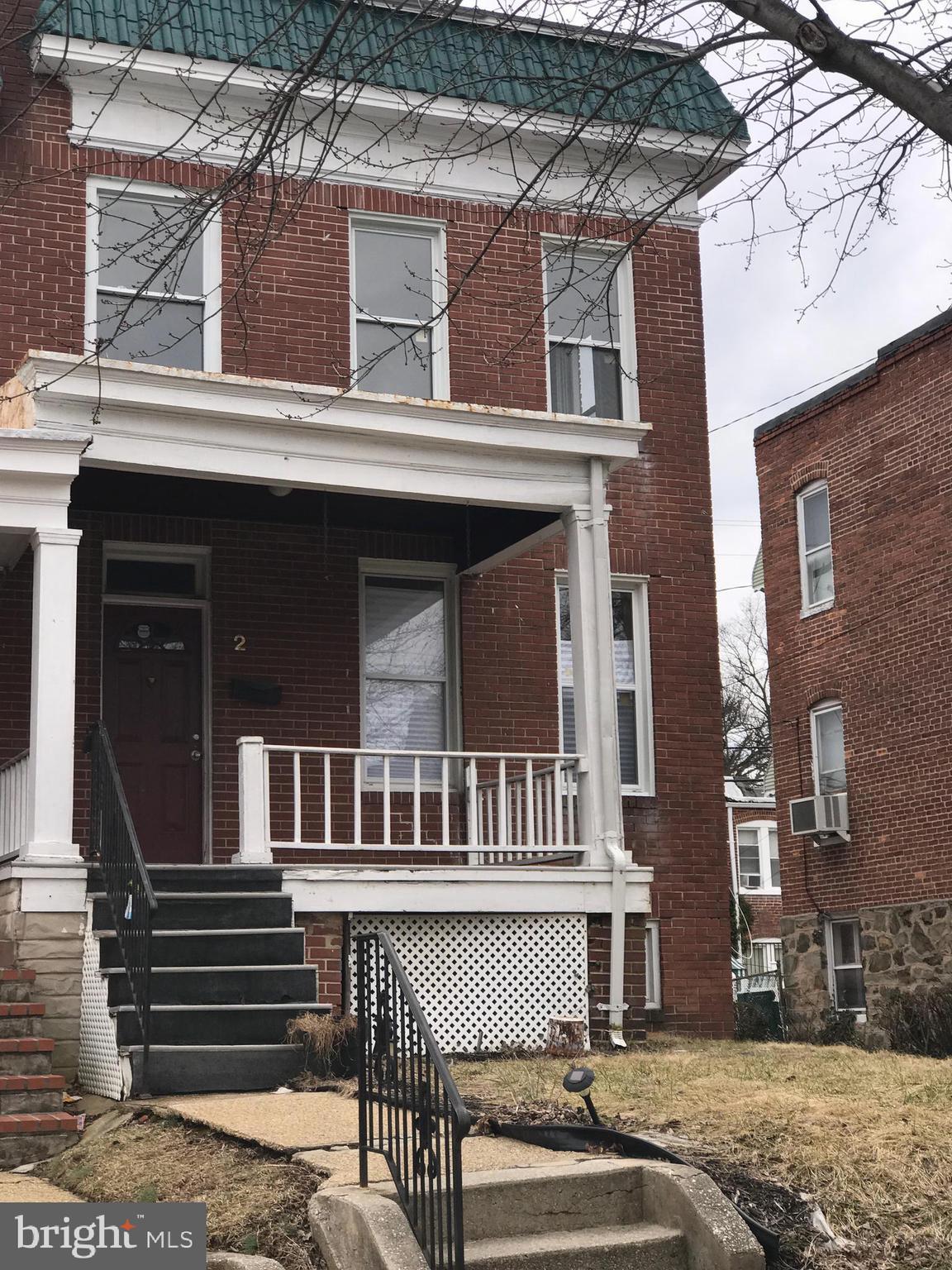2 South Tremont Road Baltimore, MD 21229 - Photo 1 of 4