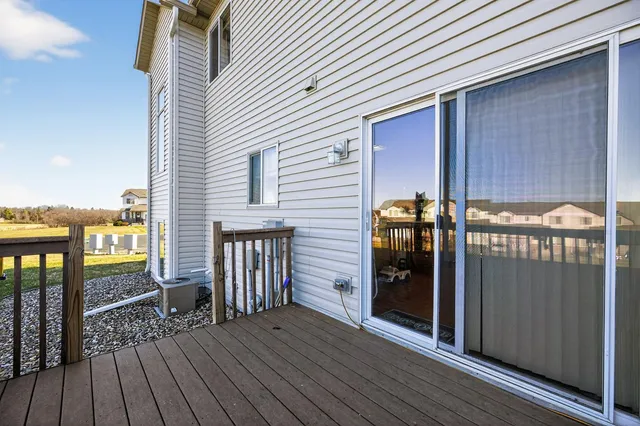 $240,000 | 738 Baylee Place Southwest, Pine Island, MN 55963