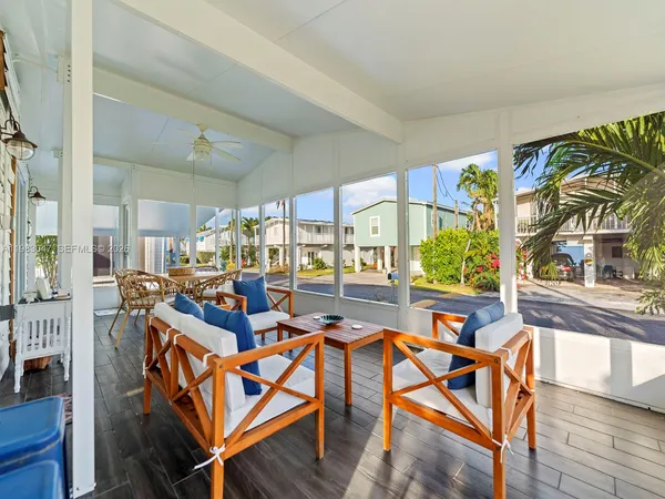 $3,400 | 806 South Jade Drive, Unit 806, Key Largo, FL 33037