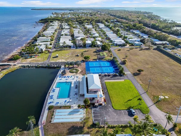 $3,400 | 806 South Jade Drive, Unit 806, Key Largo, FL 33037