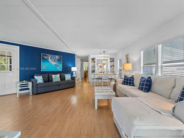 $3,400 | 806 South Jade Drive, Unit 806, Key Largo, FL 33037