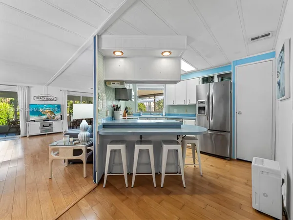 $3,400 | 806 South Jade Drive, Unit 806, Key Largo, FL 33037