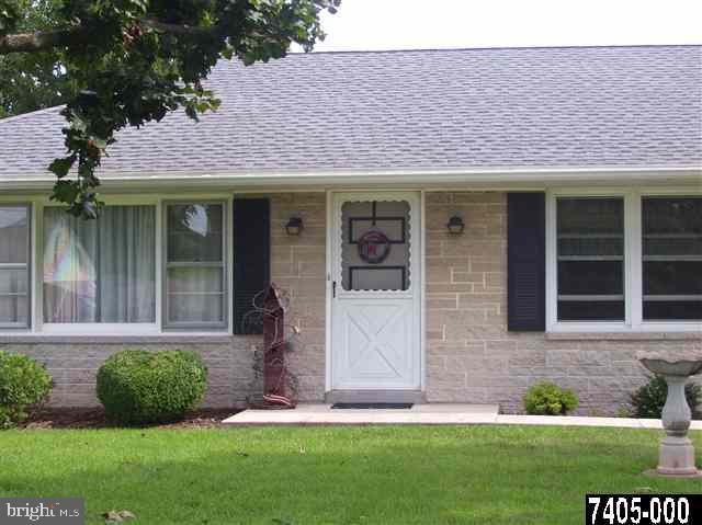 3461 Sycamore Road Dover, PA 17315 - Photo 3 of 23 Gallery Image 3