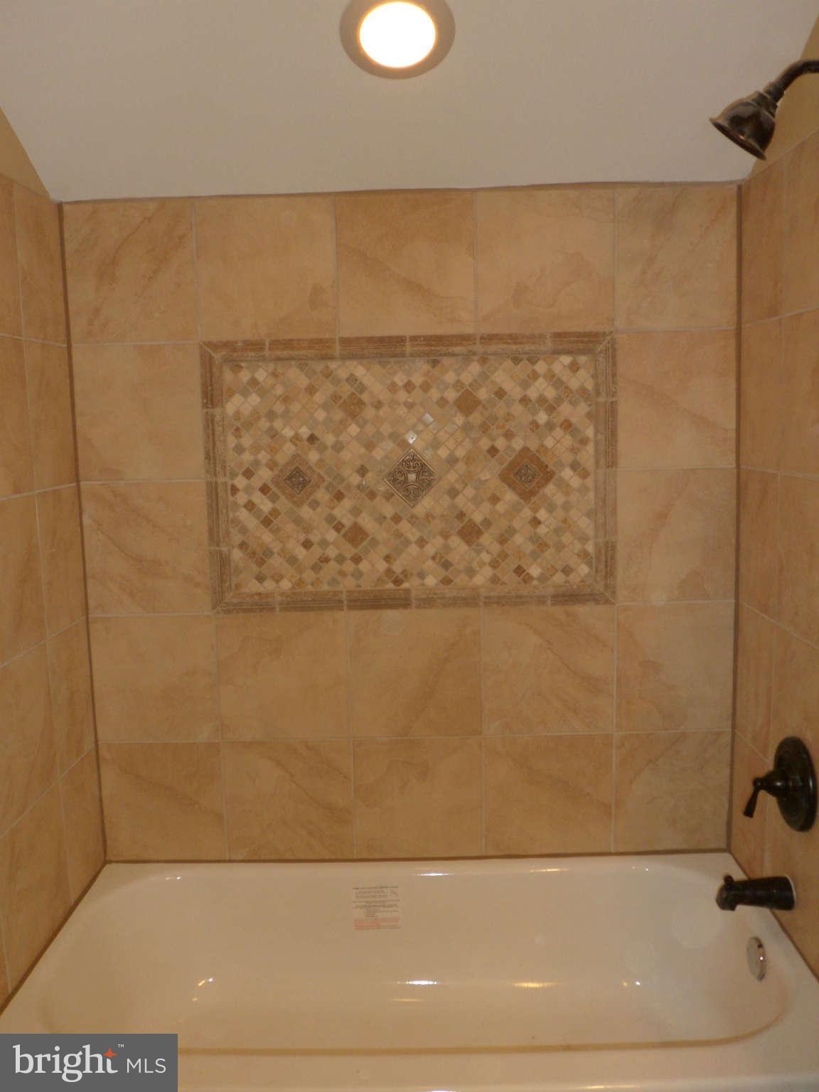 8415 Brock Bridge Road Laurel, MD 20724 - Photo 22 of 30 Bath