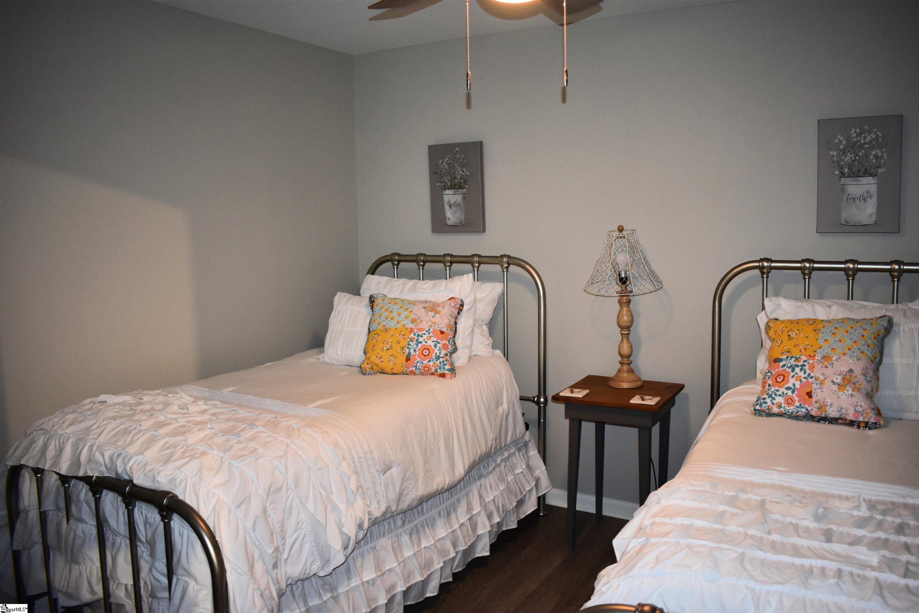 100 East Washington Street, Unit 32 Greenville, SC 29601 - Photo 16 of 38
